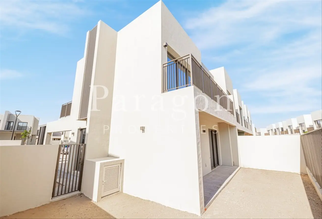 TOWNHOUSE FOR SALE IN PARKSIDE 2, EMAAR SOUTH